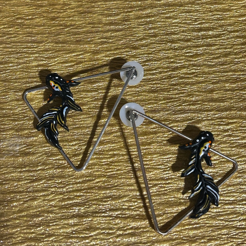 Chic Black and Silver koi Earrings